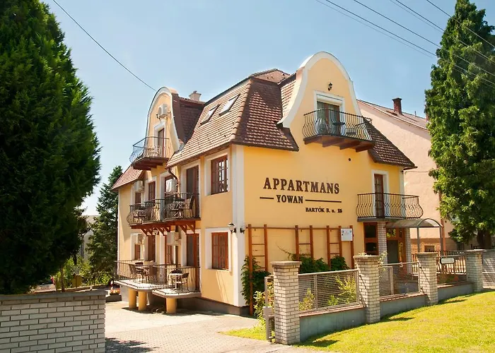 Apartments Yowan
