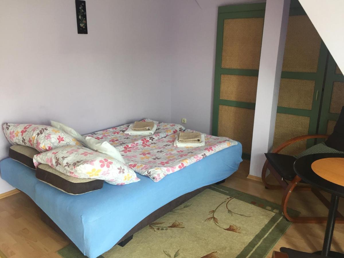 Apartment Yowan Heviz