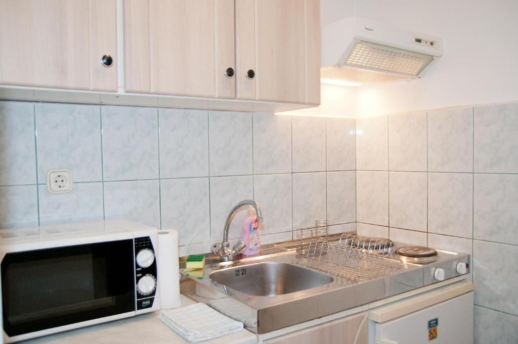 Yowan Apartment Heviz